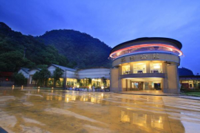 Отель Ying Shih Guest House  Datong Township